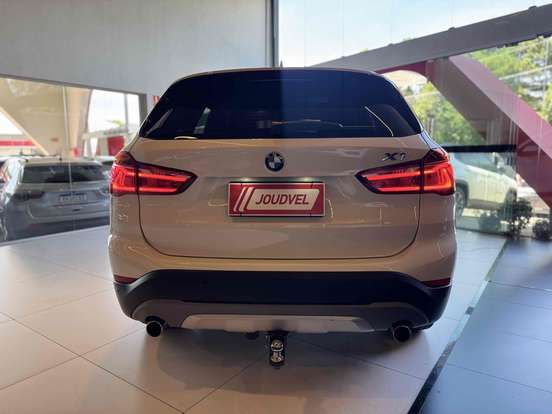 BMW-X1-2.0 16V TURBO ACTIVEFLEX SDRIVE20I 4P AUTOMÁTICO BMW-X1-2016