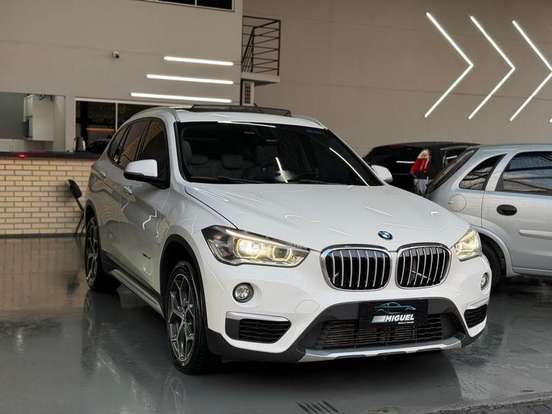 BMW-X1-2.0 16V TURBO ACTIVEFLEX SDRIVE20I 4P AUTOMÁTICO BMW-X1-2017