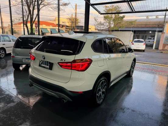 BMW-X1-2.0 16V TURBO ACTIVEFLEX SDRIVE20I 4P AUTOMÁTICO BMW-X1-2017