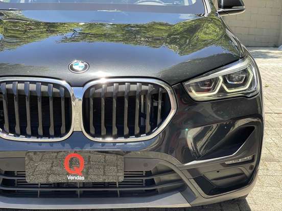BMW-X1-2021