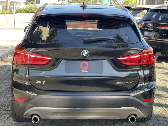 BMW-X1-2.0 16V TURBO ACTIVEFLEX SDRIVE20I GP 4P AUTOMÁTICO BMW-X1-2018