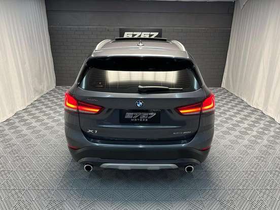 BMW-X1-2.0 16V TURBO ACTIVEFLEX SDRIVE20I X-LINE 4P AUTOMÁTICO BMW-X1-2020