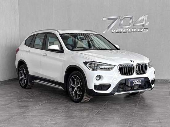 BMW-X1-2.0 16V TURBO ACTIVEFLEX SDRIVE20I X-LINE 4P AUTOMÁTICO BMW-X1-2018