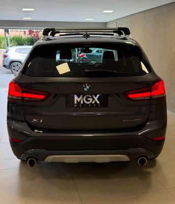 BMW-X1-2022