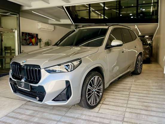 BMW-X1-2.0 16V TURBO GASOLINA SDRIVE20I M SPORT STEPTRONIC BMW-X1-2024