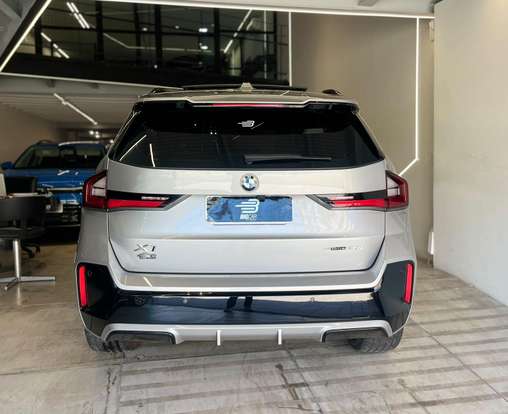 BMW-X1-2024
