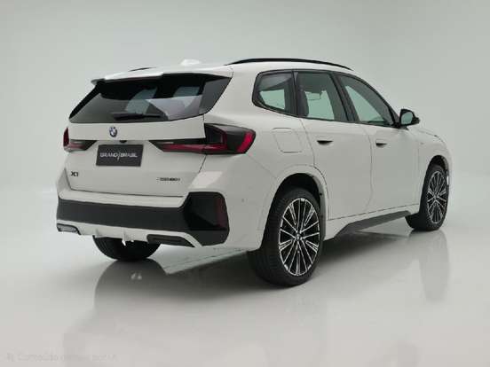 BMW-X1-2.0 16V TURBO GASOLINA SDRIVE20I M SPORT STEPTRONIC BMW-X1-2024