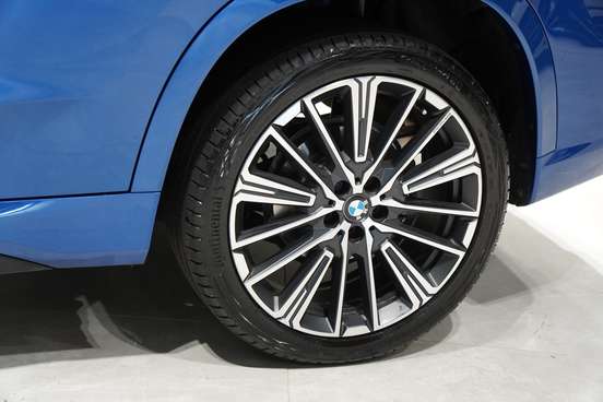 BMW-X1-2024
