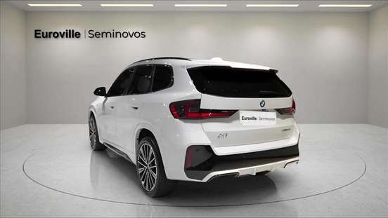 BMW-X1-2025