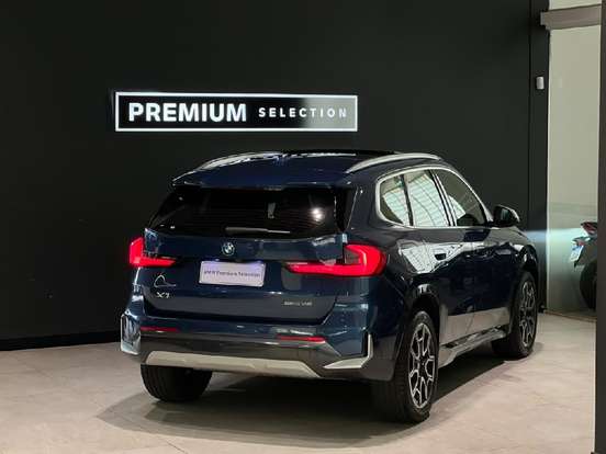 BMW-X1-2.0 16V TURBO GASOLINA SDRIVE20I X-LINE STEPTRONIC BMW-X1-2023