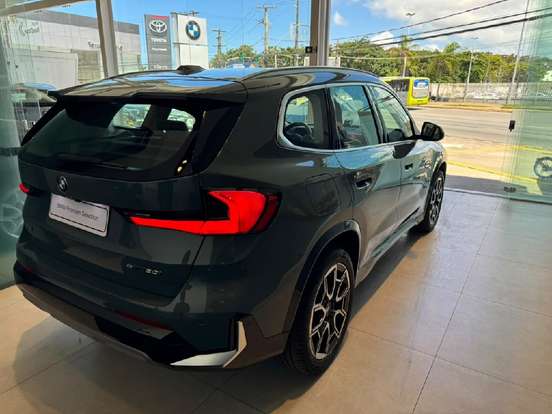BMW-X1-2023