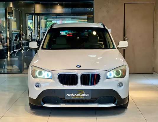BMW-X1-2011