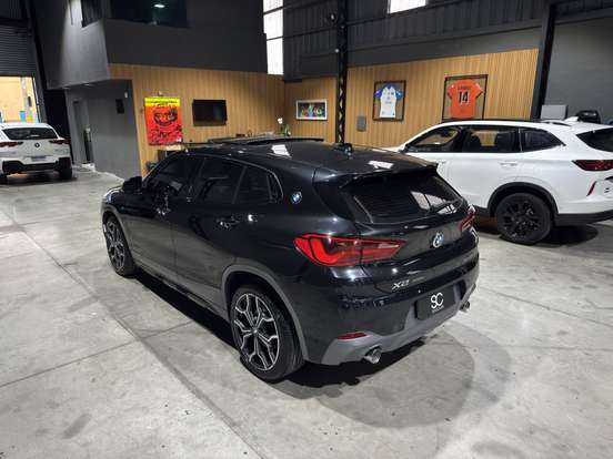BMW-X2-2019