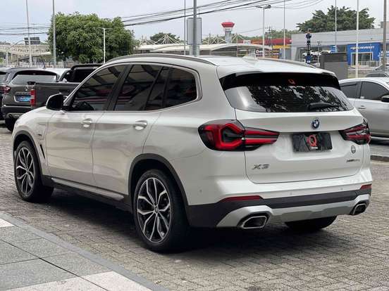 BMW-X3-2.0 16V HÍBRIDO X LINE XDRIVE30E STEPTRONIC BMW-X3-2022