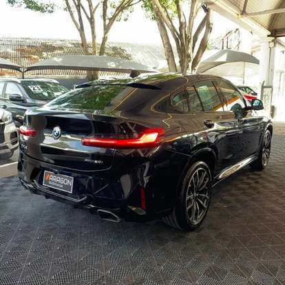 BMW-X4-2024