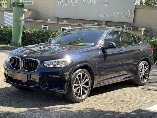 BMW-X4-2021