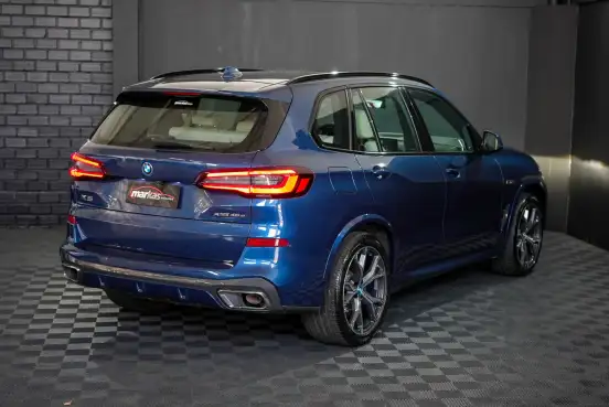 BMW-X5-2022