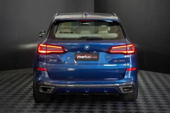 BMW-X5-2022