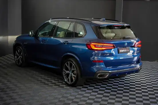 BMW-X5-2022