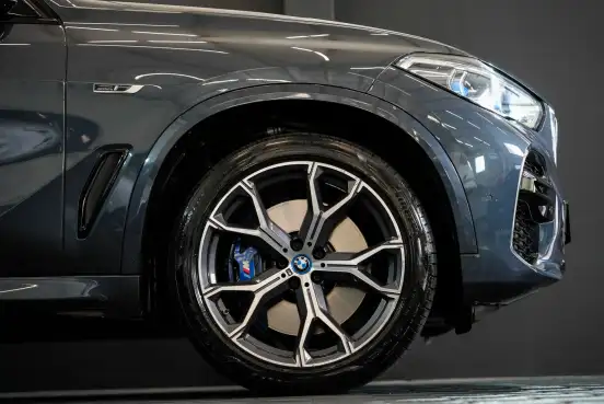 BMW-X5-2022