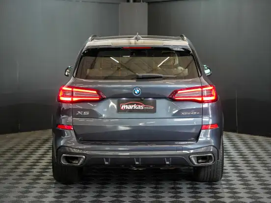 BMW-X5-3.0 I6 TURBO HÍBRIDO XDRIVE45E M SPORT AUTOMÁTICO BMW-X5-2022