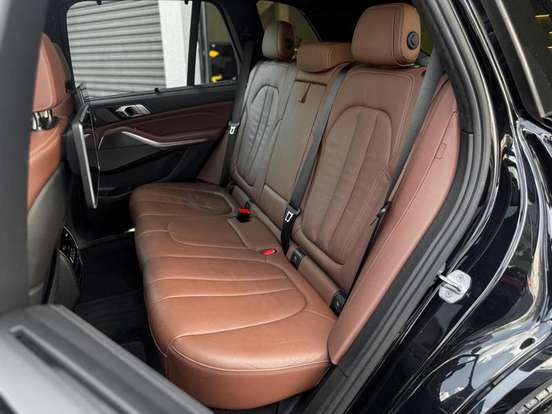 BMW-X5-2020