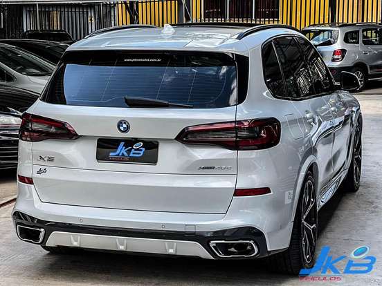 BMW-X5-2022