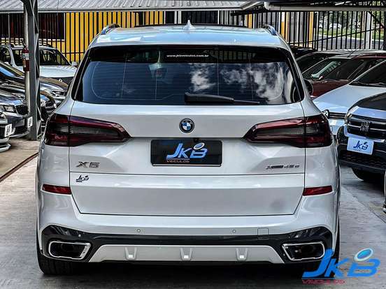 BMW-X5-3.0 I6 TURBO HÍBRIDO XDRIVE45E M SPORT AUTOMÁTICO BMW-X5-2022
