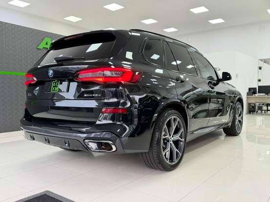 BMW-X5-2022