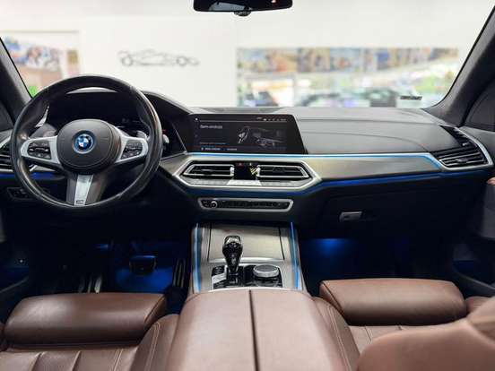 BMW-X5-2022