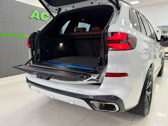 BMW-X5-3.0 I6 TURBO HÍBRIDO XDRIVE50E M SPORT AUTOMÁTICO BMW-X5-2025
