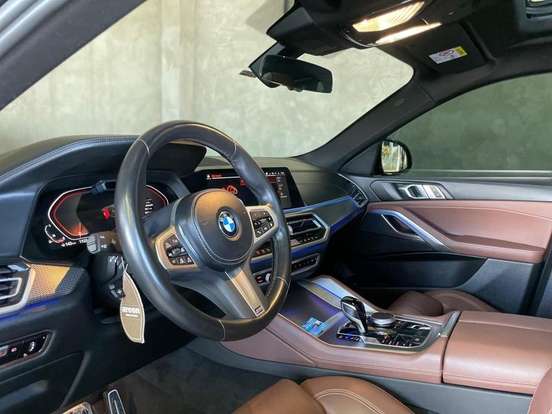 BMW-X6-2022