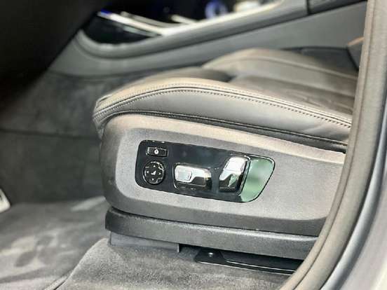 BMW-X7-2026