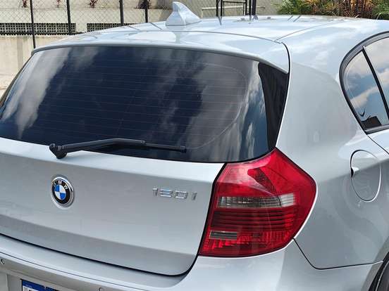 BMW-120i-2.0 HATCH 16V GASOLINA 4P AUTOMÁTICO BMW-120i-2007