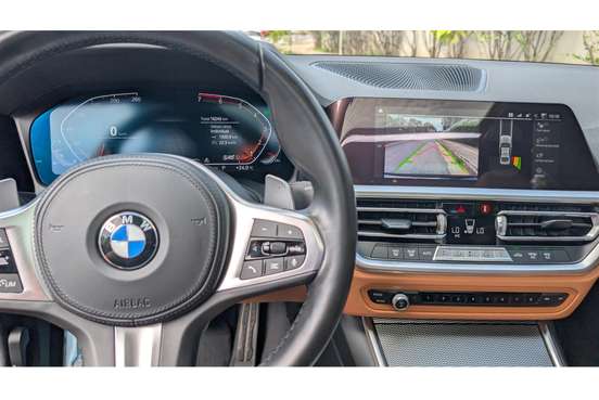 BMW-320i-2021
