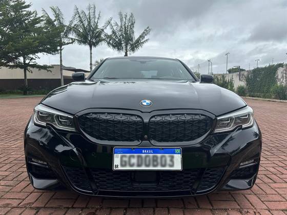 BMW 330i 2.0 16V TURBO GASOLINA M SPORT AUTOMÁTICO