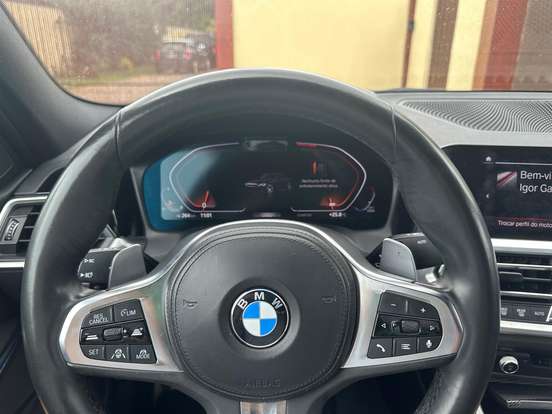 BMW-330i-2019