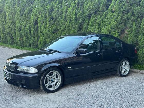 BMW 330i 3.0 MOTORSPORT SEDAN 24V GASOLINA 4P AUTOMÁTICO