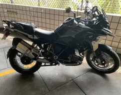 BMW R 1250 GS TRIPLE BLACK BMW R 1250 GS TRIPLE BLACK