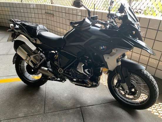 BMW-R 1250 GS TRIPLE BLACK-2021