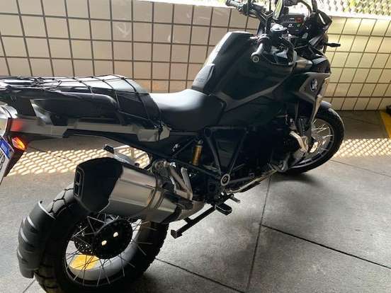 BMW-R 1250 GS TRIPLE BLACK-2021