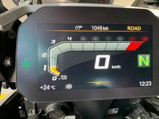 BMW-R 1250 GS TRIPLE BLACK-2021