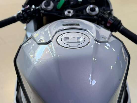 BMW-S 1000 RR BMW-S 1000 RR-2021
