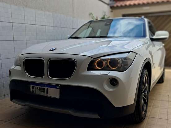 BMW-X1-2.0 16V GASOLINA SDRIVE18I 4P AUTOMÁTICO BMW-X1-2011