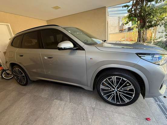 BMW-X1-2.0 16V TURBO GASOLINA SDRIVE20I X-LINE STEPTRONIC BMW-X1-2024
