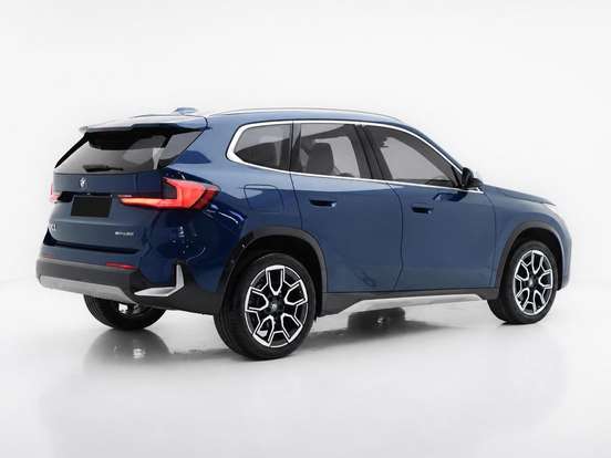 BMW-X1-2.0 16V TURBO GASOLINA SDRIVE20I X-LINE STEPTRONIC BMW-X1-2023