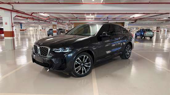 BMW-X4-2023