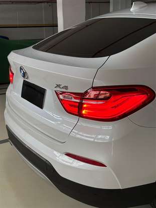 BMW-X4-2015