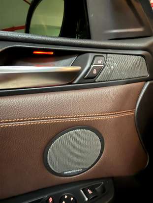 BMW-X4-2015