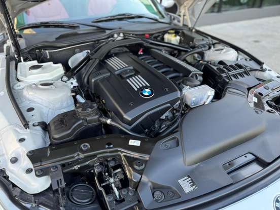 BMW-Z4-2.5 I6 GASOLINA SDRIVE23I AUTOMÁTICO BMW-Z4-2011